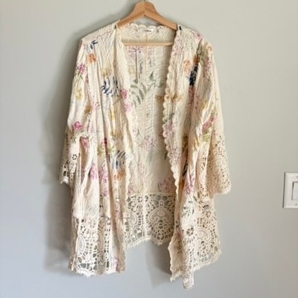 Solitaire Floral Crochet Lace Kimono Cardigan Size 1X Cream Boho Cottagecore NWT